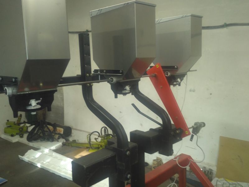 MaterMacc mikrogranulátumszóró adapterek