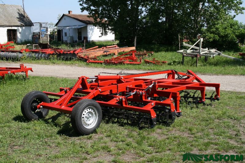 SA-3,6FFH 3 soros félig függesztett ásóborona