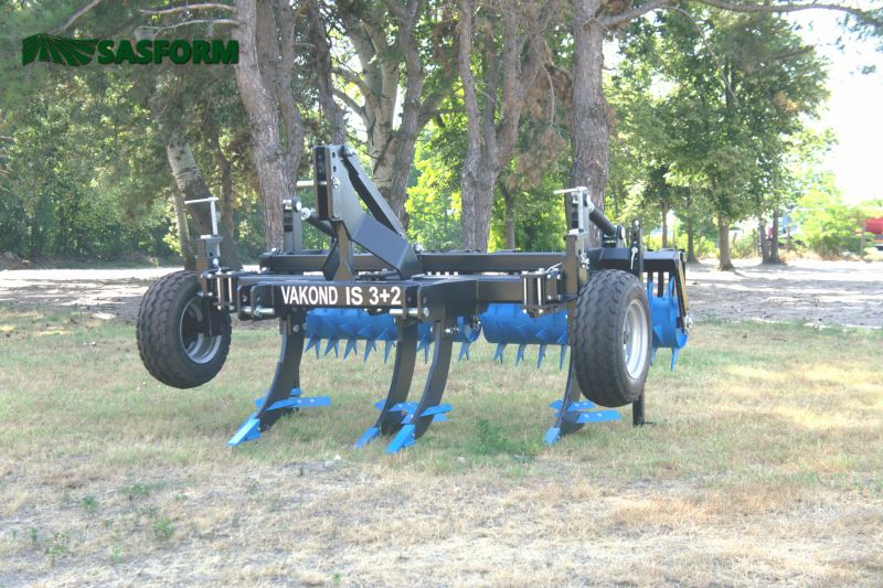Vakond IS 3+2 altalajművelő, lazító-lezáró hengerekkel